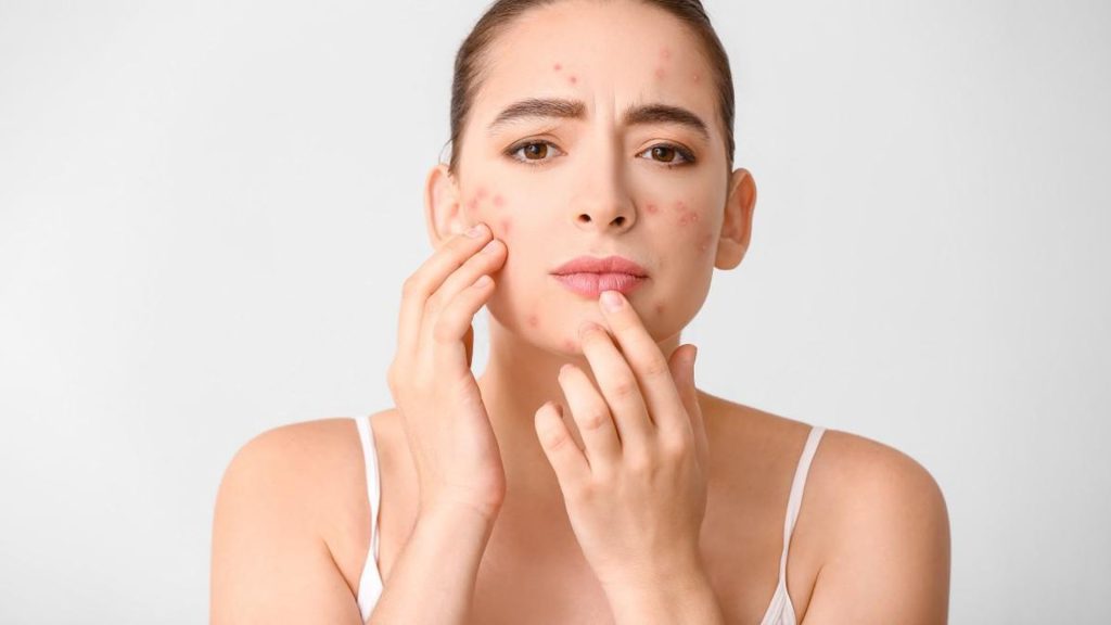 اشتباهات رایج در روتین‌ پوستی