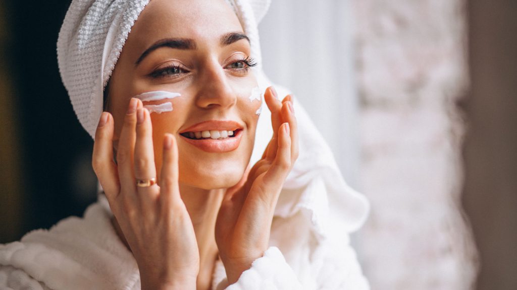 کرم شب چیست و چرا باید از آن استفاده کرد؟